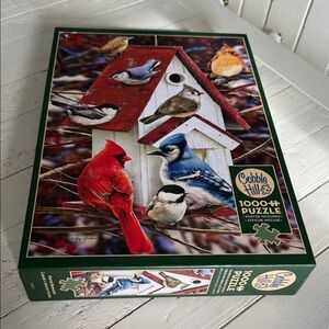 Cobble Hill Winter Birdhouse jigsaw puzzle. 
Piece Count: 1000 pieces